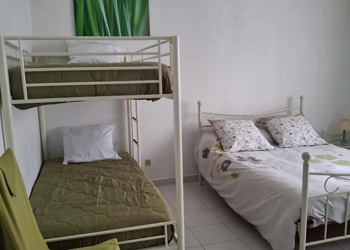 Maison Familiale Proche Casa de Férias *